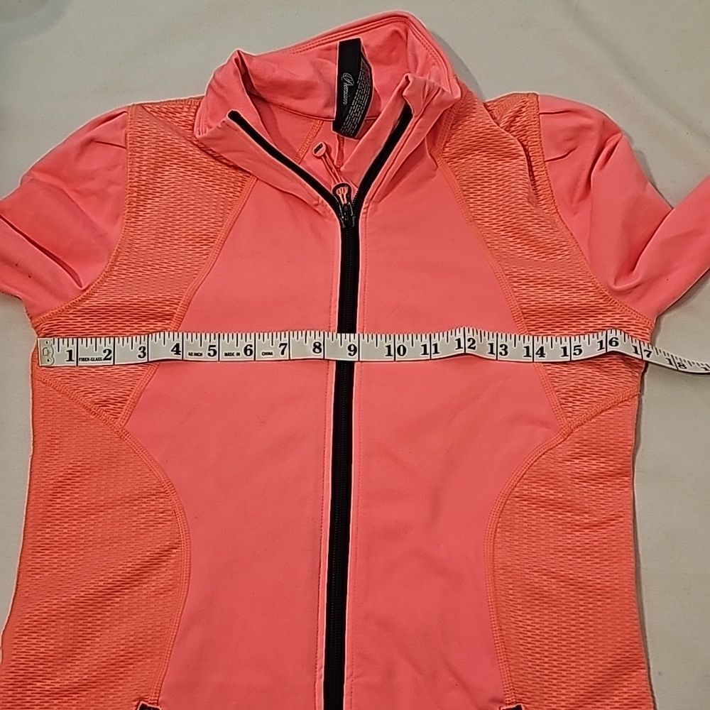 Lorna Jane jacket medium - Picture 9 of 11